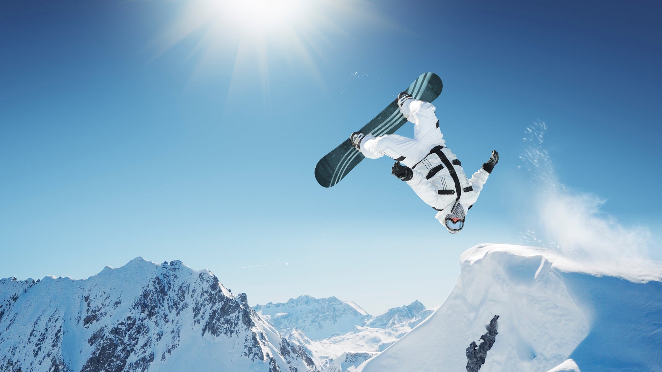 9游-“雪域疾驰：冰雪赛段的King赛场”，冰雪赛事视频